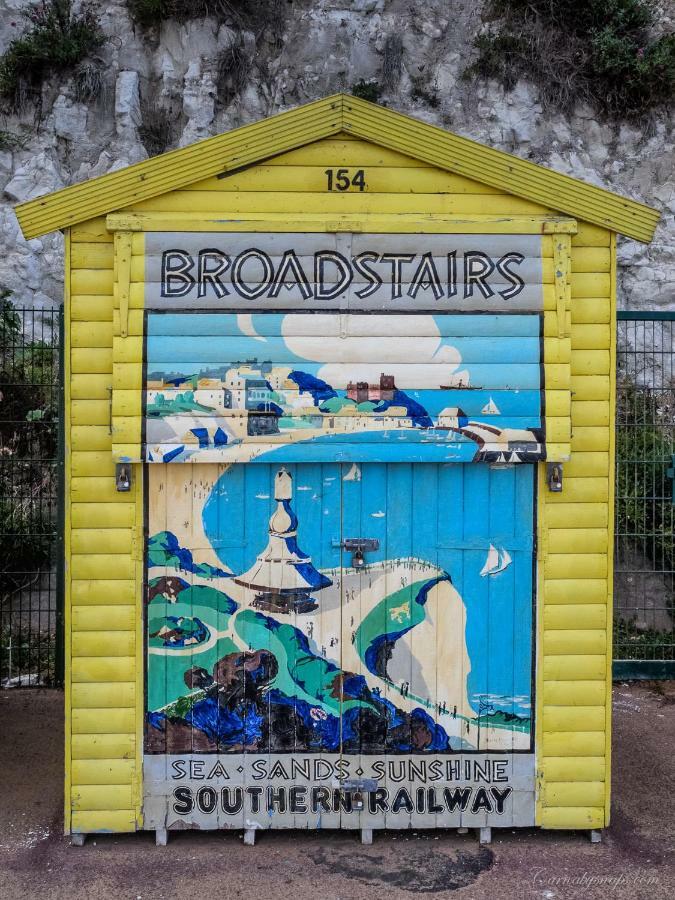 Picturesque Seaside Cottage Next To Viking Bay - บรอดสแตร์ส ภายนอก รูปภาพ